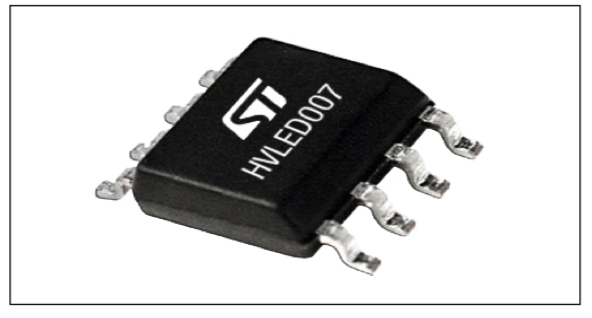 Distortion-cancelling high-voltage LED driver